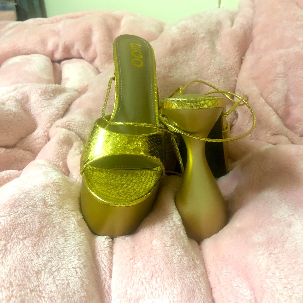 Ego Brand “BiteMe” Snake Skin Gold Heels - Brand New